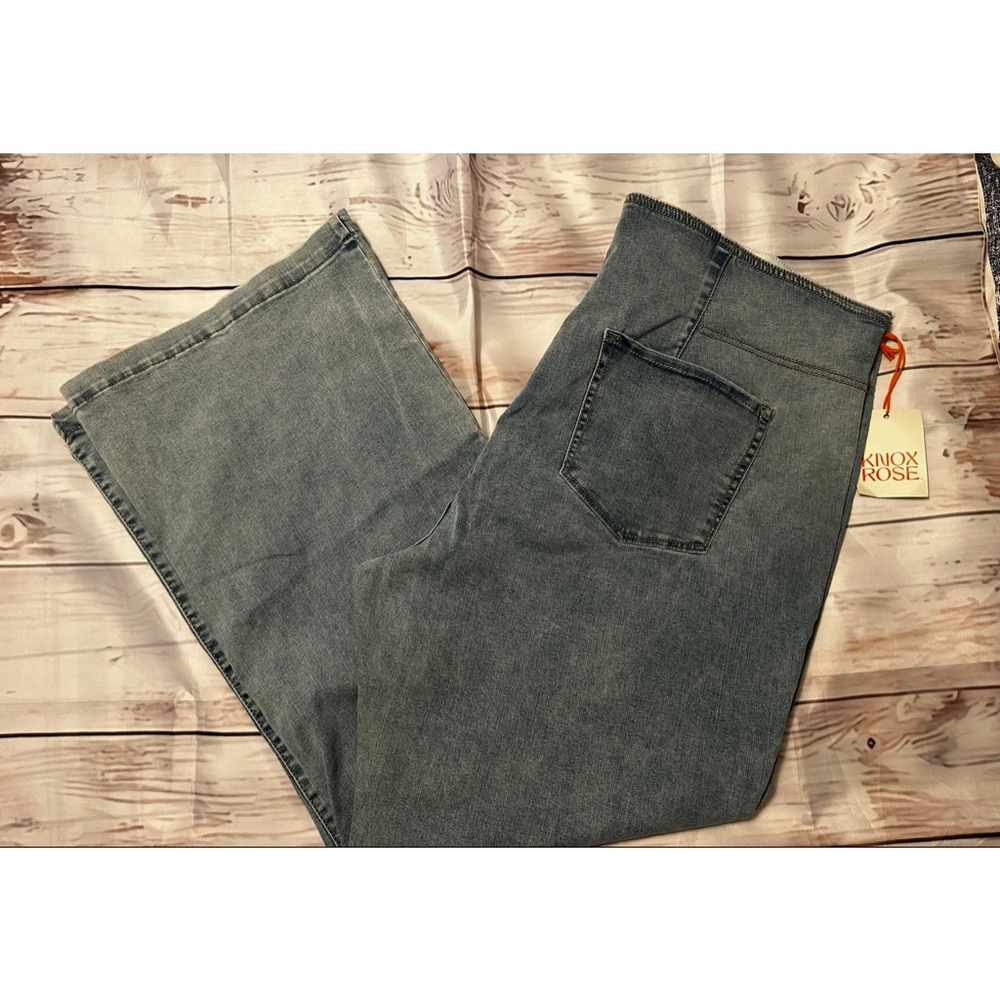 Knox Rose Light Blue Pull-On Flare Jeans Size 22 NWT